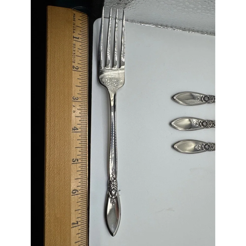 Oneida community stainless